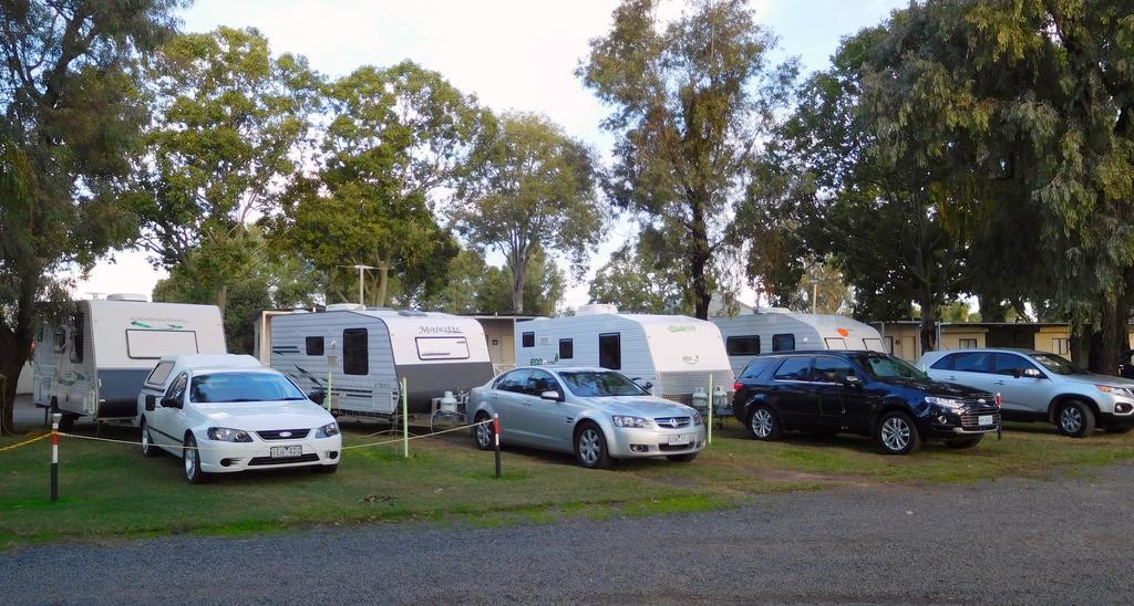 Narrabri Motel And Caravan Park ภายนอก รูปภาพ