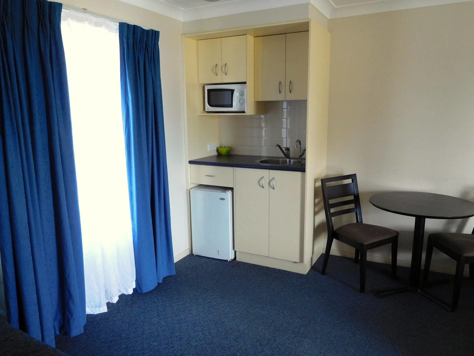 Narrabri Motel And Caravan Park ภายนอก รูปภาพ