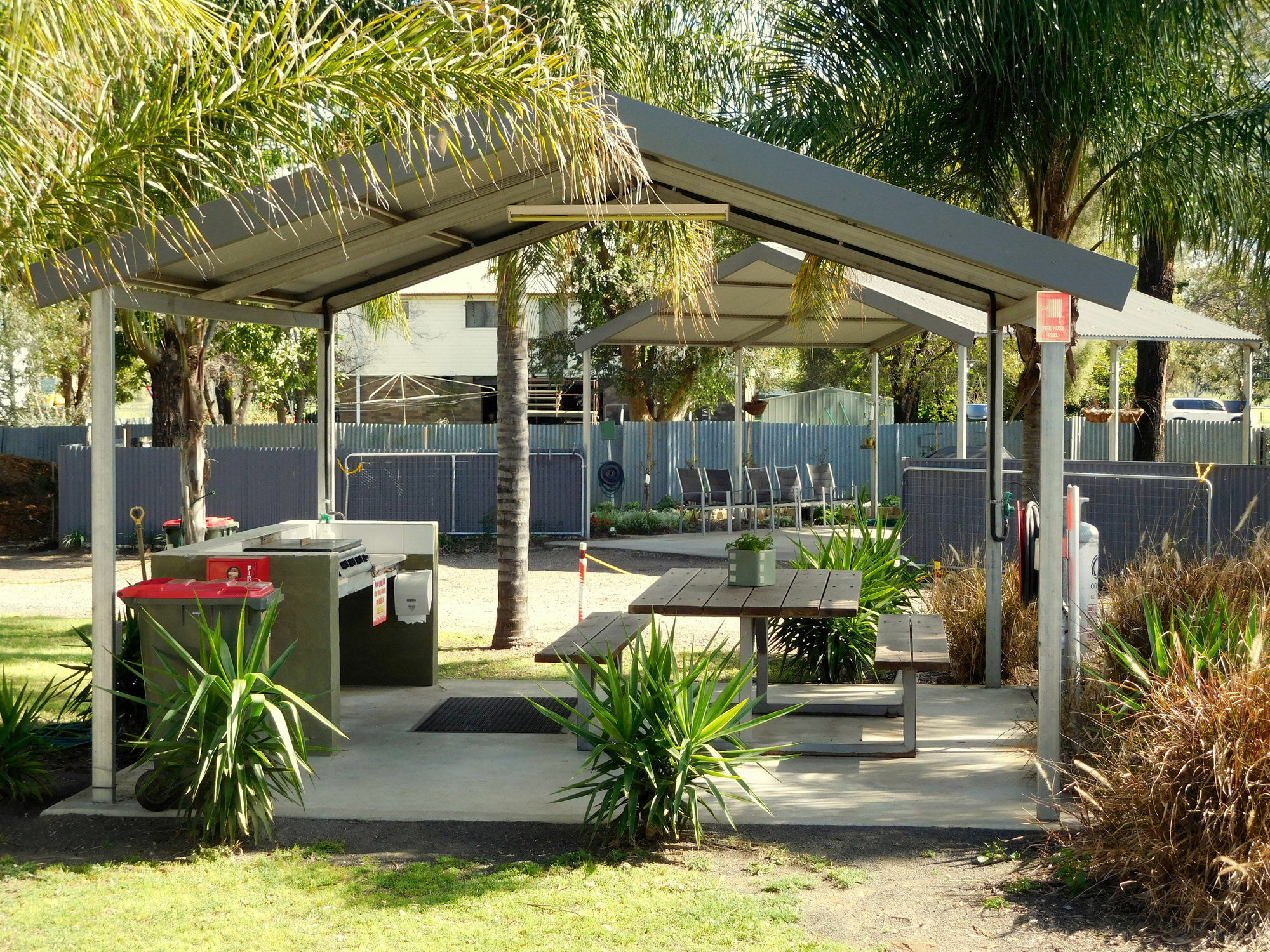 Narrabri Motel And Caravan Park ภายนอก รูปภาพ